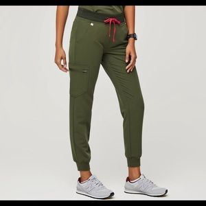NWT Dark Olive FIGS XL Zamora Scrub Pants